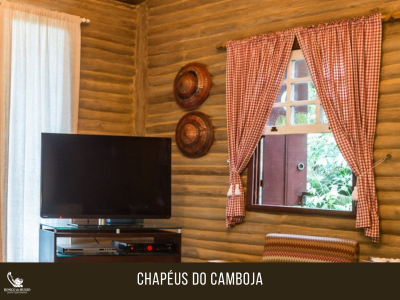 Suite 12 - Chapeus